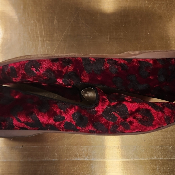 Birdies Velvet Flats Women's Size 7 - Picture 6 of 12